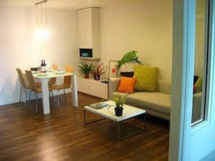 The Room @Sukhumvit79 Banguecoque Exterior foto