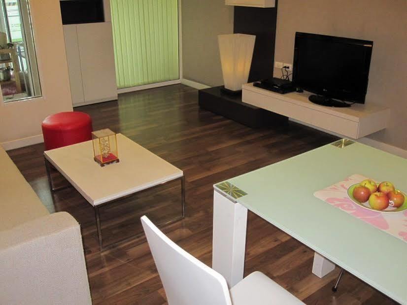 The Room @Sukhumvit79 Banguecoque Exterior foto